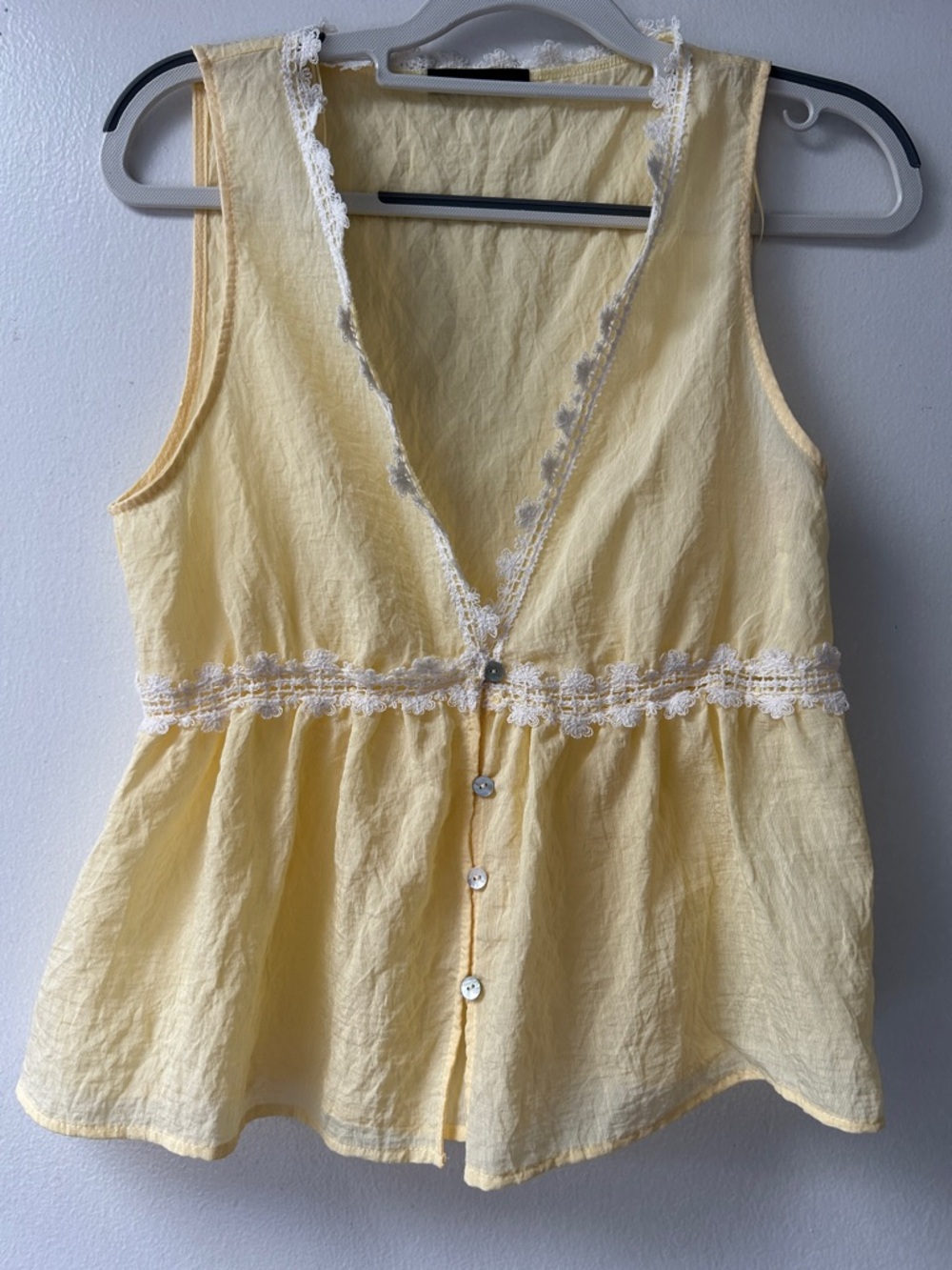 Zara Pale Yellow Lace-Trim Sleeveless Button Front Peplum Top